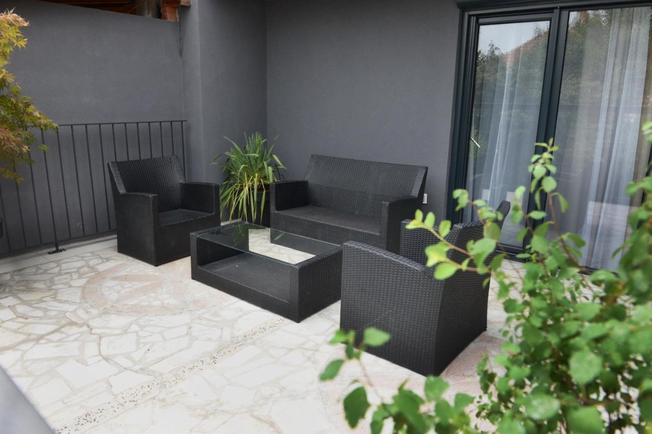 9 Apartments Jagodina Exterior photo