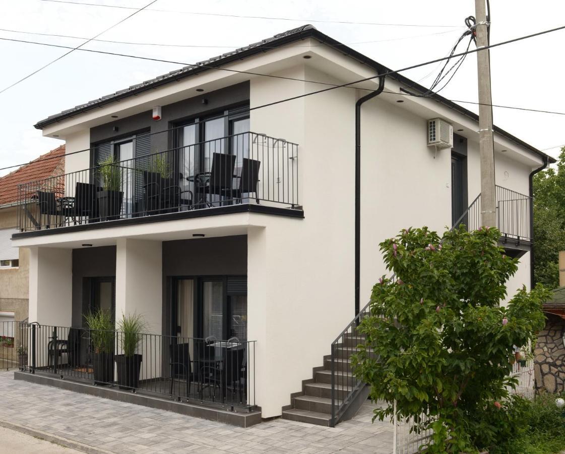 9 Apartments Jagodina Exterior photo